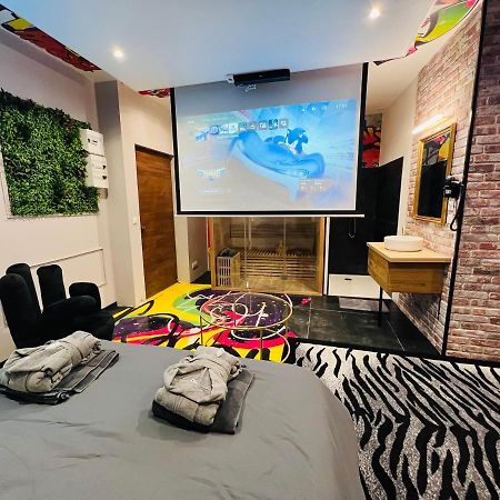 Capsule Street Art - Sauna- Jacuzzi - Playstation 5 - Billard - Netflix - Home Cinema - Terrasse 杜埃 外观 照片