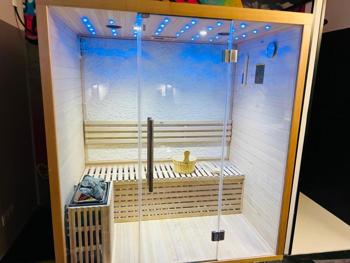 Capsule Street Art - Sauna- Jacuzzi - Playstation 5 - Billard - Netflix - Home Cinema - Terrasse 杜埃 外观 照片
